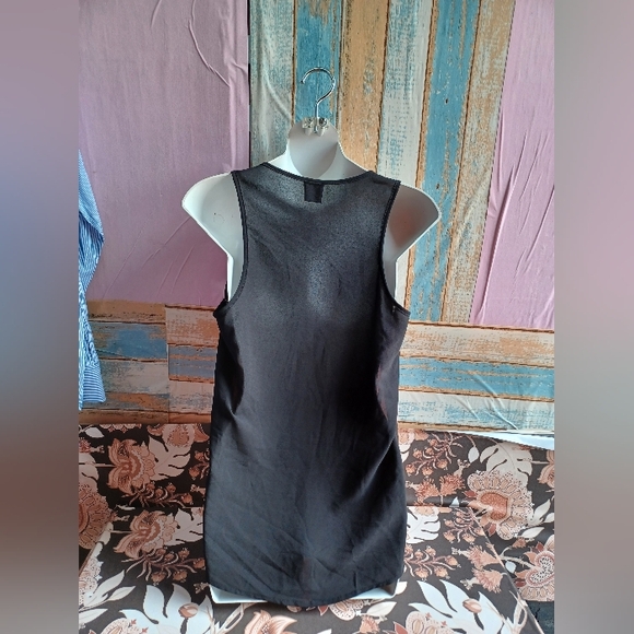 Embellished Pink Sleeveless Top - Picture 6 of 8